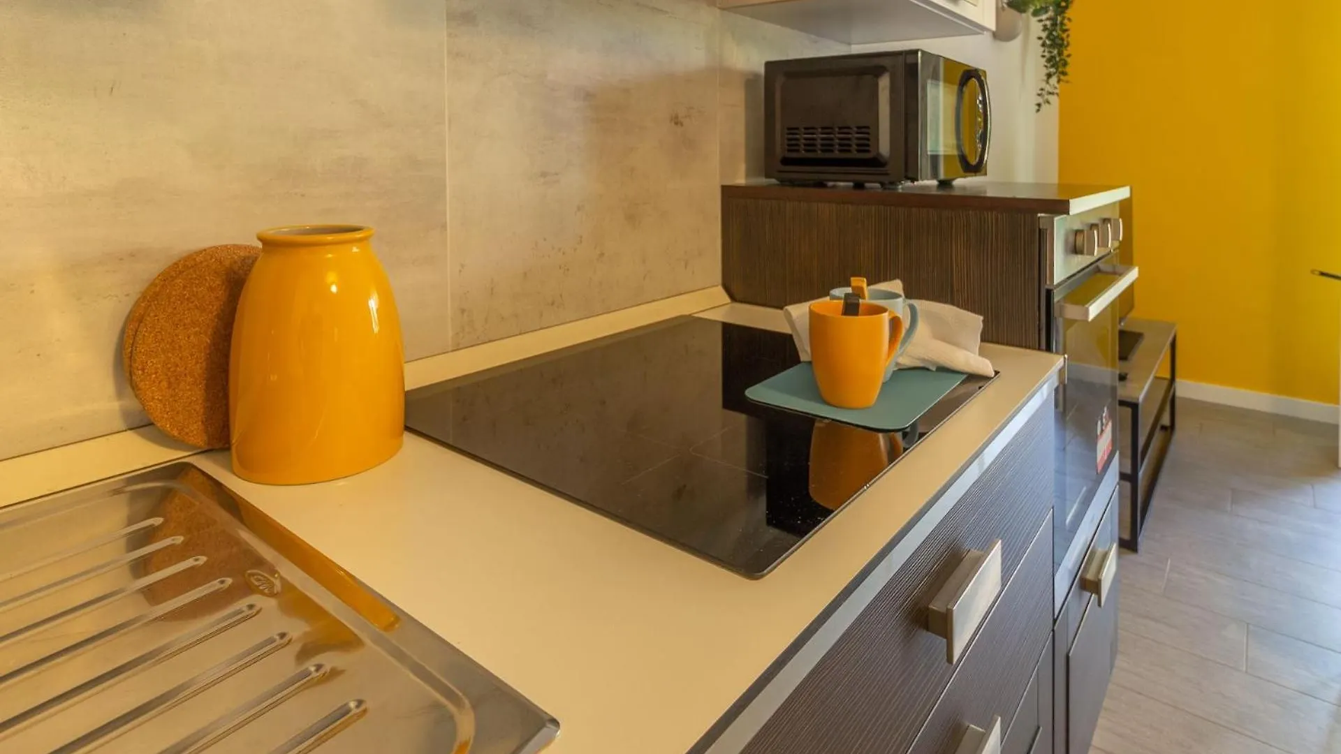 Mustard Apartment Rome 0*,  Italy