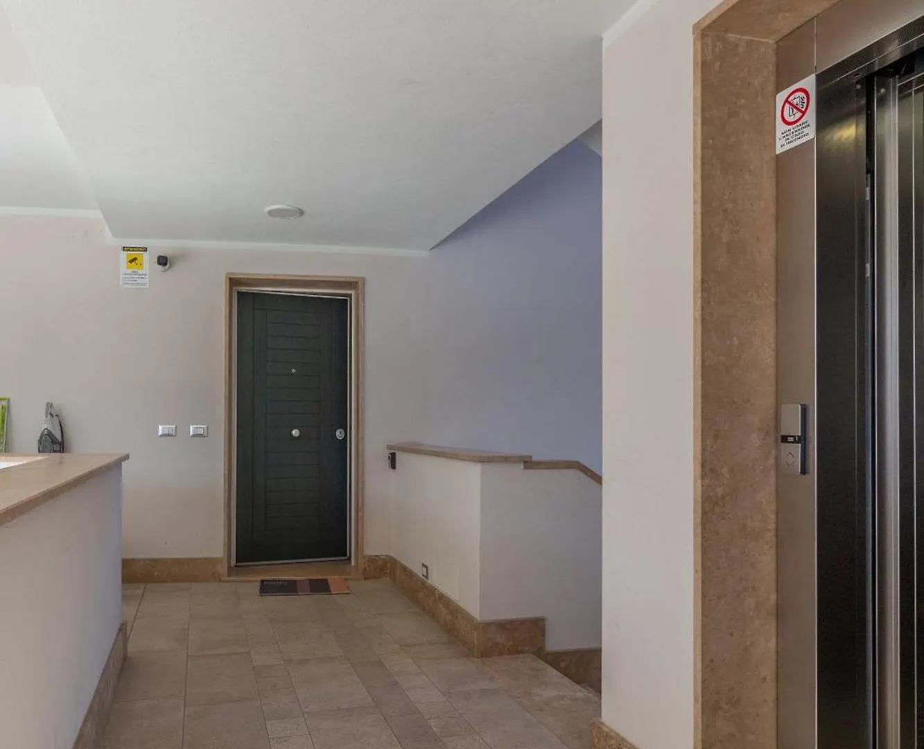Mustard Apartment Rome 0*,
